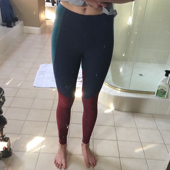 SOLD on m ercari Outdoor Voices 7/8  Leggings - Picture 5 of 6